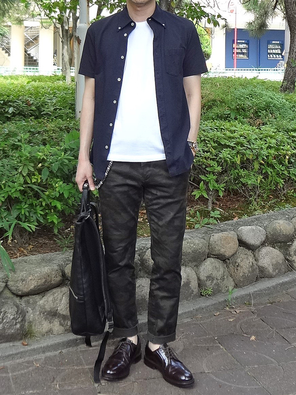 迷彩パンツ コーデ 30歳からのメンズファッション
